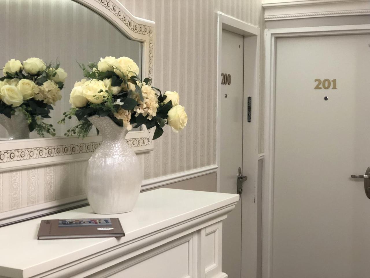 Litov Hotel - A Religious Boutique Hotel Йерусалим Екстериор снимка